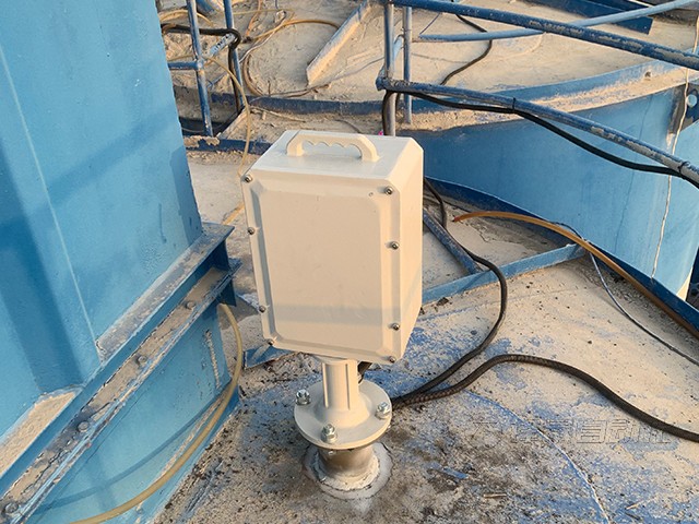 為什么越來(lái)越多的粉料倉(cāng)選用接觸式料位計(jì)